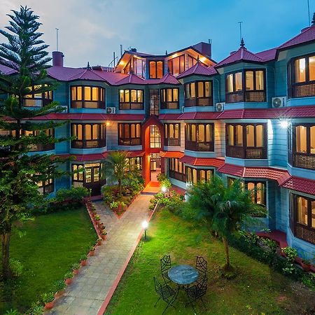 Hotel Candle Inn Похара Екстериор снимка