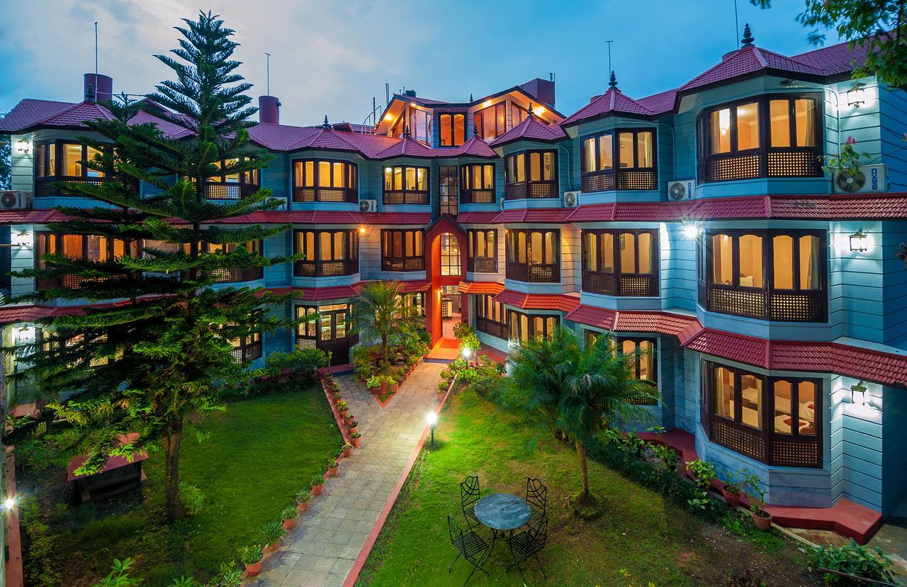 Hotel Candle Inn Похара Екстериор снимка